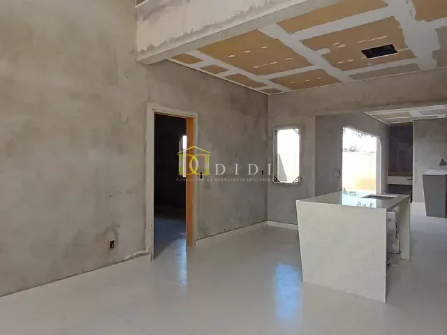 Casa 3 quartos e 2 banheiros, à venda, no bairro Jardim Tendá em Porto Feliz