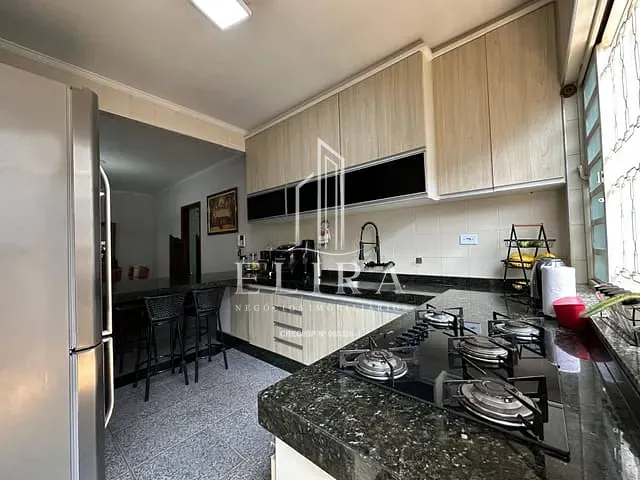 Casa com 250m² 3 quartos e 3 banheiros, à venda, no bairro Jardim Alfa em Santa Bárbara D'Oeste