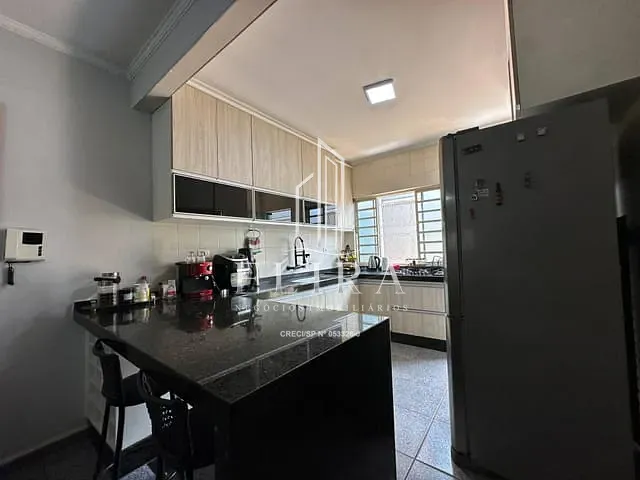 Casa com 250m² 3 quartos e 3 banheiros, à venda, no bairro Jardim Alfa em Santa Bárbara D'Oeste