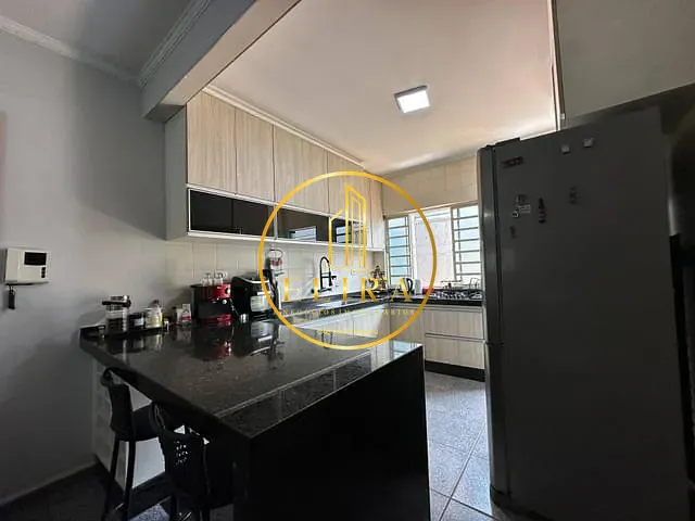 Casa com 250m² 3 quartos e 3 banheiros, à venda, no bairro Jardim Alfa em Santa Bárbara D'Oeste