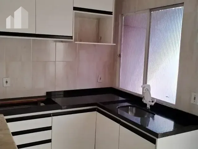 Casa com 82m² 2 quartos e 2 banheiros, à venda ou para alugar, no bairro Campo Alegre em Nova Iguaçu