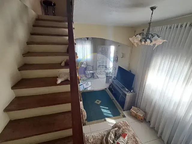 Casa 3 quartos e 2 banheiros, à venda, no bairro Fragata em Pelotas