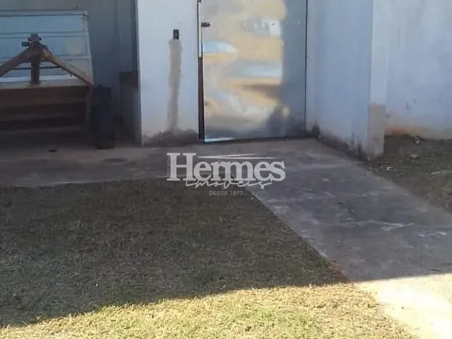 Casa com 300m² 4 quartos e 5 banheiros, à venda, no bairro São José em Paulínia