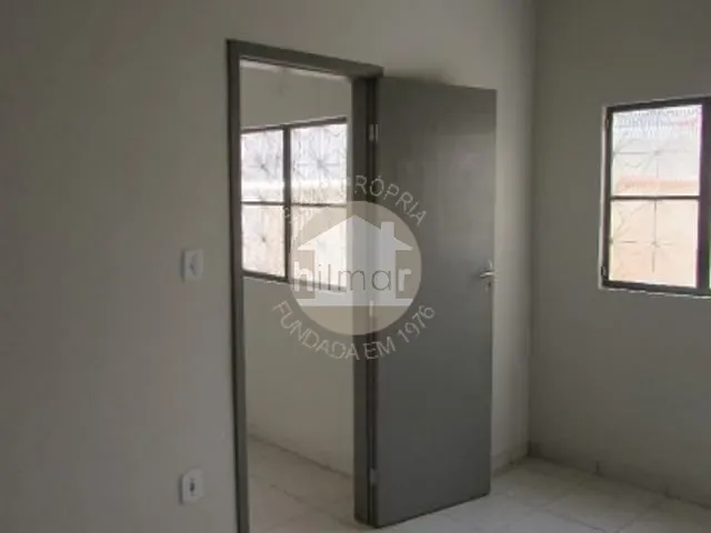 Casa 1 quarto e 1 banheiro, para alugar, no bairro Oswaldo Cruz em Rio de Janeiro