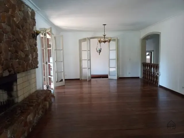Casa 4 quartos e 4 banheiros, à venda ou para alugar, no bairro Jardim Santa Paula em Cotia