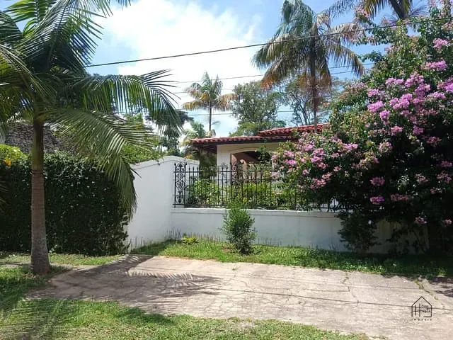 Casa 4 quartos e 4 banheiros, à venda ou para alugar, no bairro Jardim Santa Paula em Cotia