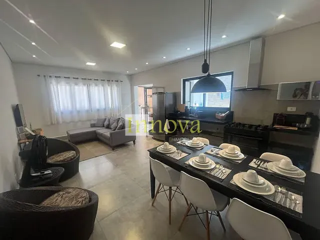 Casa 2 quartos e 1 banheiro, à venda, no bairro Caputera em Caraguatatuba