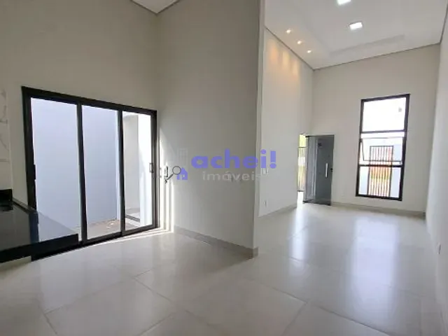 Casa com 180m² 3 quartos e 2 banheiros, à venda, no bairro Jardim Residencial Sunflower em Rondonópolis
