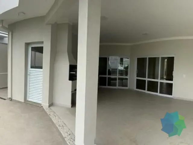 Casa com 1000m² 3 quartos e 4 banheiros, à venda, no bairro Cond. Palmeiras Imperiais em Salto