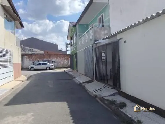 Casa com 65m² 3 quartos e 1 banheiro, à venda, no bairro Sítio Cercado em Curitiba