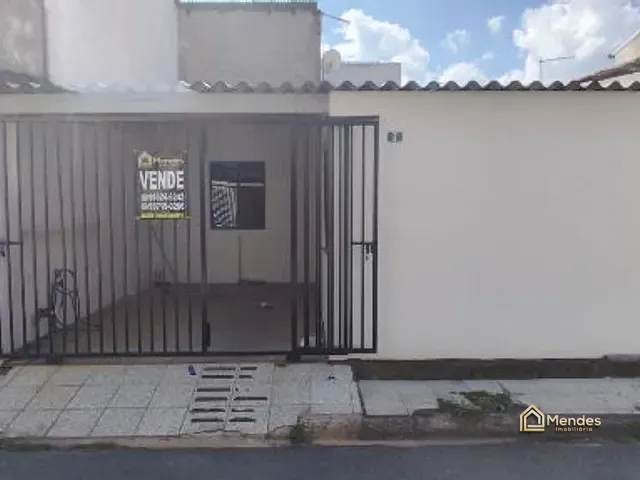 Casa com 65m² 3 quartos e 1 banheiro, à venda, no bairro Sítio Cercado em Curitiba