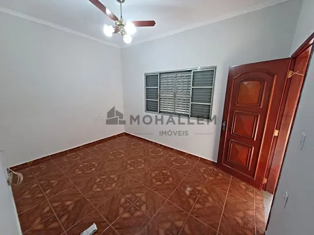 Casa com 180m², para alugar, no bairro Medicina em Itajubá