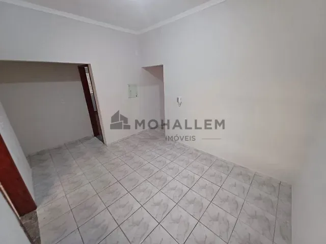 Casa com 180m², para alugar, no bairro Medicina em Itajubá