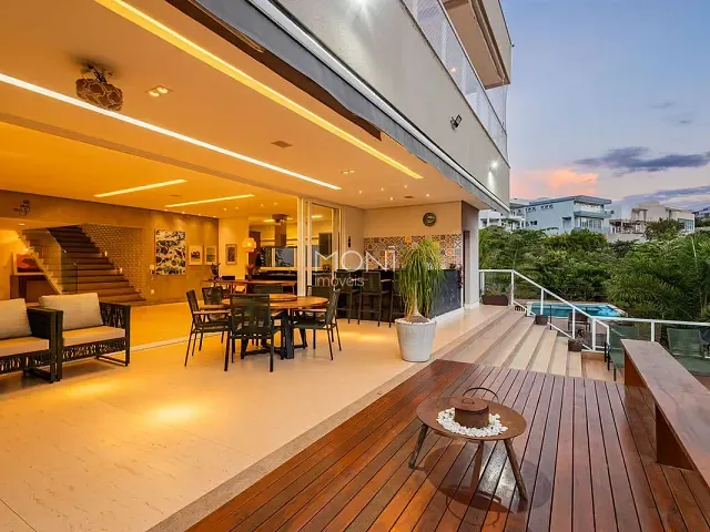 Casa 4 quartos e 6 banheiros, à venda, no bairro Setor Habitacional Jardim Botânico em Brasília
