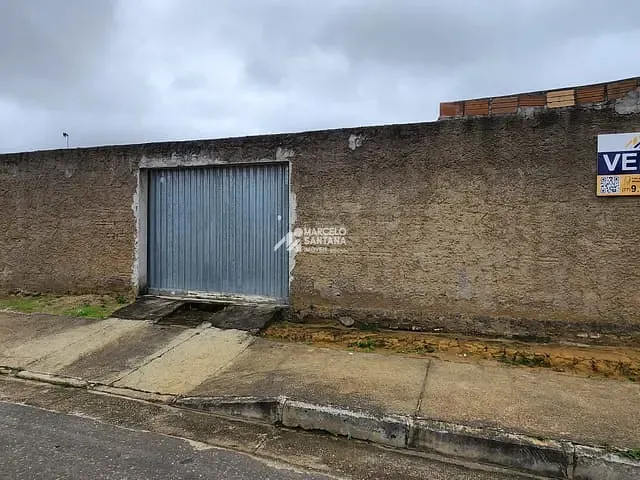 Casa com 272m² 2 quartos e 1 banheiro, à venda, no bairro Boa Vista em Vitória da Conquista