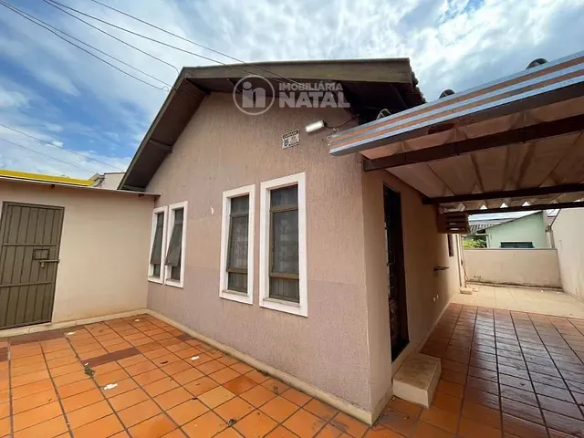 Casa com 326m² 4 quartos e 2 banheiros, à venda, no bairro Marumbi em Londrina