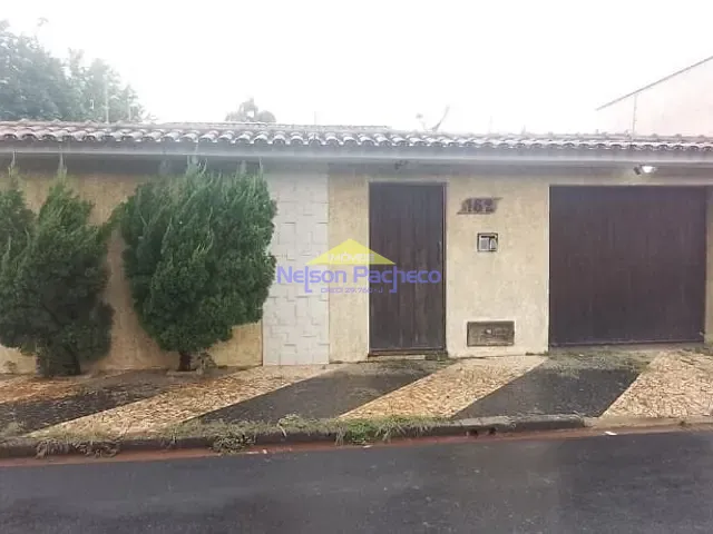 Casa com 206m² 3 quartos e 2 banheiros, à venda, no bairro Vila Benjamim em Capivari