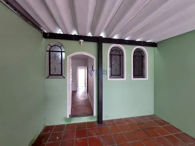 Casa com 250m² 2 quartos e 1 banheiro, à venda, no bairro Conjunto Residencial Vale dos Pinheiros em São José dos Campos