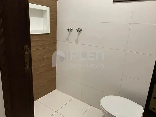 Casa com 1170m² 4 quartos e 5 banheiros, à venda, no bairro Caraguatá em Mairiporã