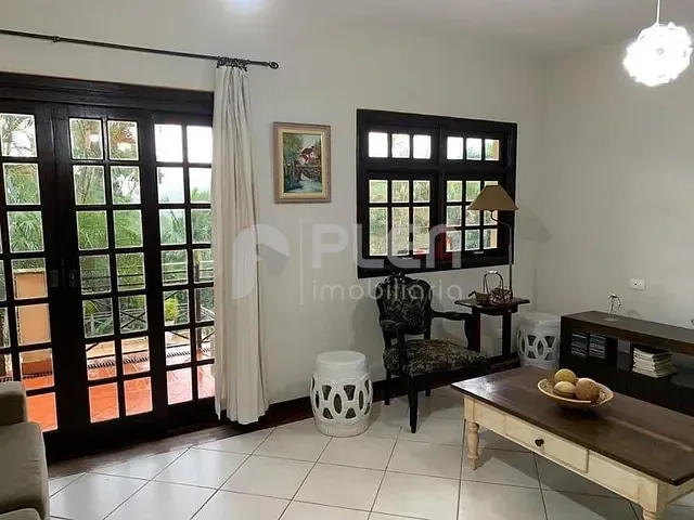Casa com 1170m² 4 quartos e 5 banheiros, à venda, no bairro Caraguatá em Mairiporã
