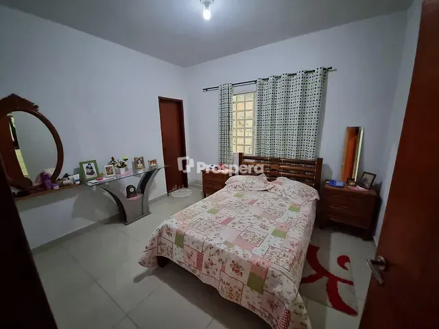 Casa com 379m² 3 quartos e 3 banheiros, à venda, no bairro Jardim Tropical em Aparecida de Goiânia
