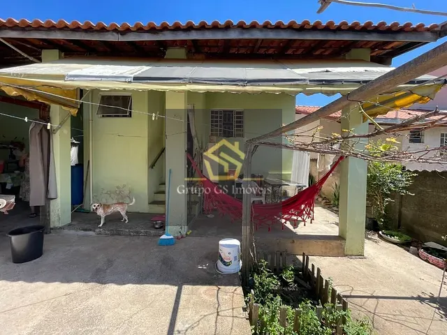 Casa com 250m² 3 quartos e 1 banheiro, à venda, no bairro Vila Ramaciotti em Valinhos