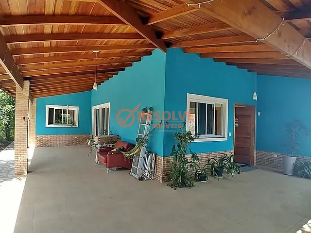 Casa com 2601m² 3 quartos e 3 banheiros, à venda, no bairro Capoeirinha em Guararema