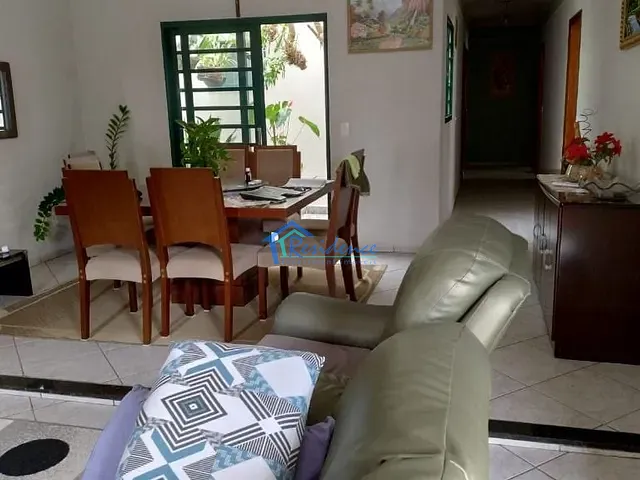 Casa com 250m² 3 quartos e 1 banheiro, à venda, no bairro Jardim Europa em Indaiatuba