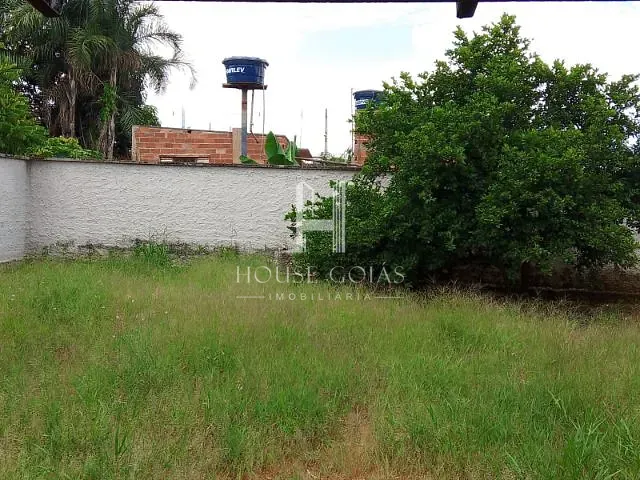 Casa com 404m² 3 quartos e 2 banheiros, à venda, no bairro Jardim Buriti Sereno em Aparecida de Goiânia