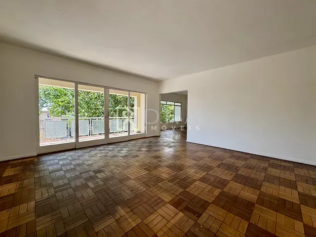 Casa 4 quartos e 2 banheiros, à venda, no bairro Jardim Bela Vista em São José dos Campos