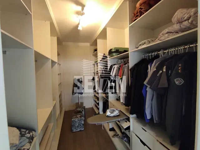 Casa com 360m² 3 quartos e 4 banheiros, à venda, no bairro Vila Aviação em Bauru