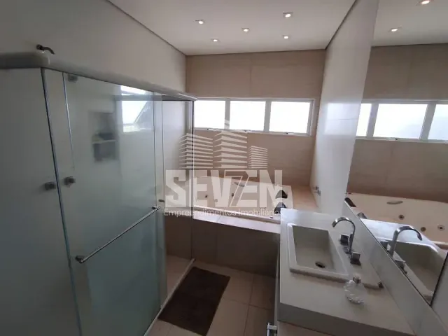 Casa com 360m² 3 quartos e 4 banheiros, à venda, no bairro Vila Aviação em Bauru
