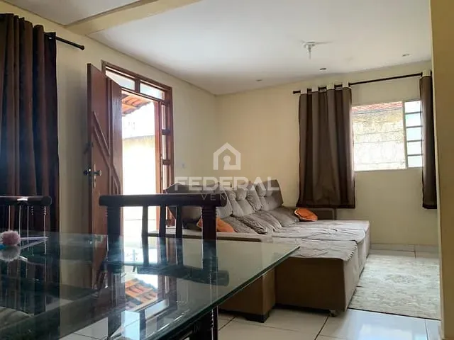 Casa com 360m² 3 quartos e 2 banheiros, à venda, no bairro Garavelo Residencial Park em Aparecida de Goiânia