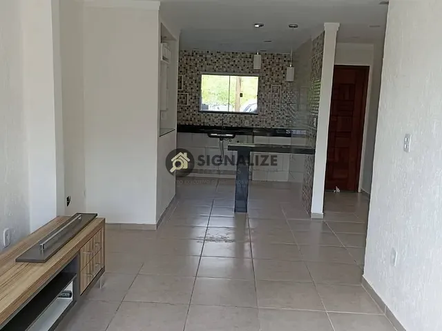 Casa com 114m² 3 quartos e 2 banheiros, à venda, no bairro Peró em Cabo Frio