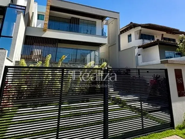Casa 4 quartos e 5 banheiros, à venda, no bairro Nossa Senhora da Vitória em Ilhéus
