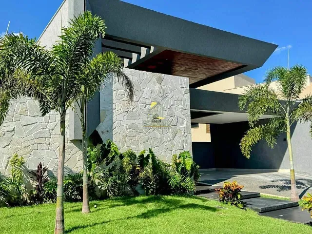 Casa com 567m² 3 quartos e 5 banheiros, à venda, no bairro Residencial Goiânia Golfe Clube em Goiânia