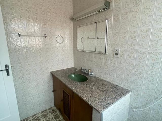 Casa com 228m² 5 quartos e 3 banheiros, à venda, no bairro Centro em Taubaté