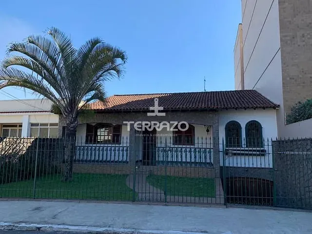 Casa 3 quartos e 1 banheiro, à venda, no bairro São João em Volta Redonda