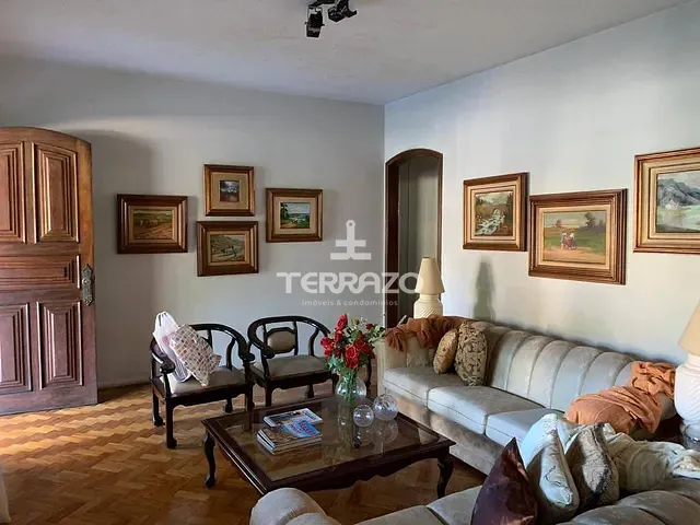 Casa 3 quartos e 1 banheiro, à venda, no bairro São João em Volta Redonda