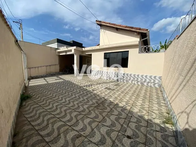 Casa com 150m² 3 quartos e 2 banheiros, à venda, no bairro Jardim Maria Augusta em Taubaté
