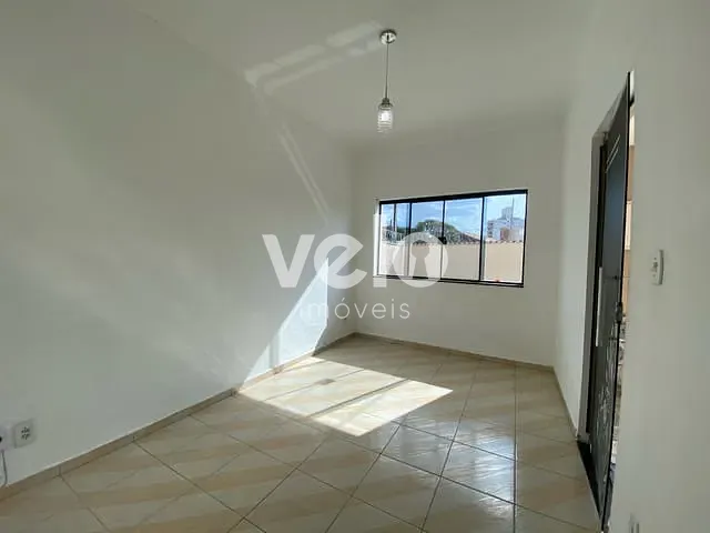Casa com 150m² 3 quartos e 2 banheiros, à venda, no bairro Jardim Maria Augusta em Taubaté