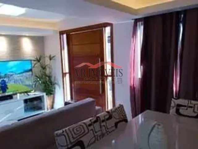 Casa 3 quartos e 3 banheiros, à venda, no bairro Monte Castelo em Volta Redonda