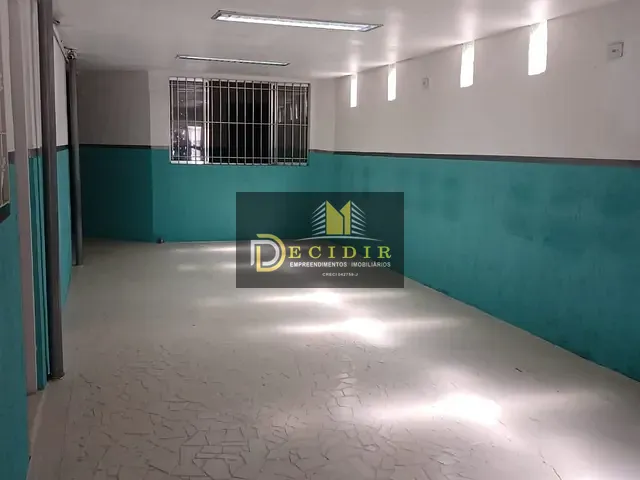 Casa com 290m², para alugar, no bairro Itaim Paulista em São Paulo