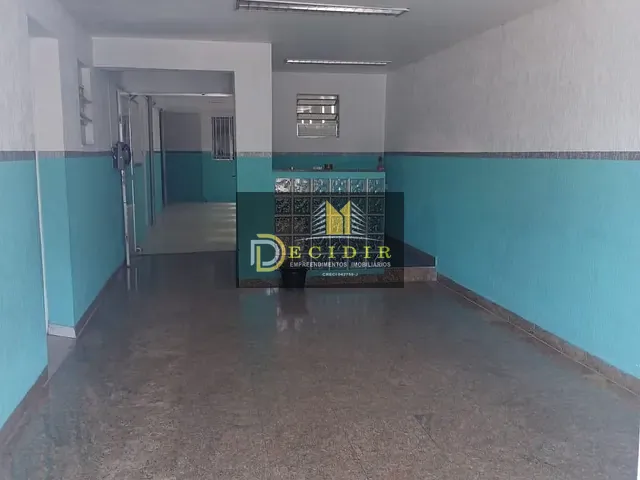 Casa com 290m², para alugar, no bairro Itaim Paulista em São Paulo