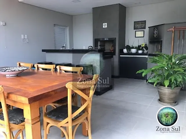 Casa com 350m² 3 quartos e 4 banheiros, à venda, no bairro Jardim Santa Catarina em Sorocaba