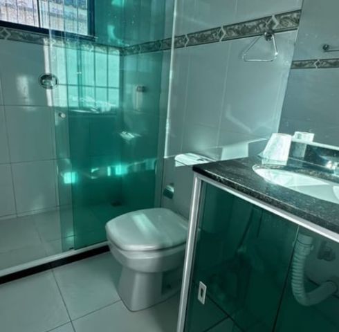 Casa com 360m² 3 quartos e 5 banheiros, à venda, no bairro Extensão do Bosque em Rio das Ostras