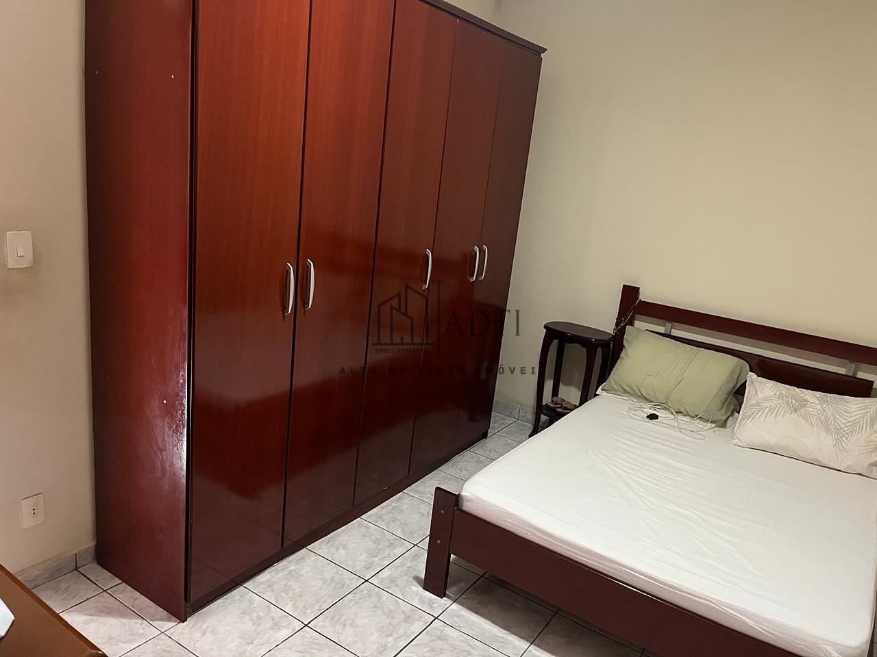 Casa à venda com 3 quartos, 226m² - Foto 20
