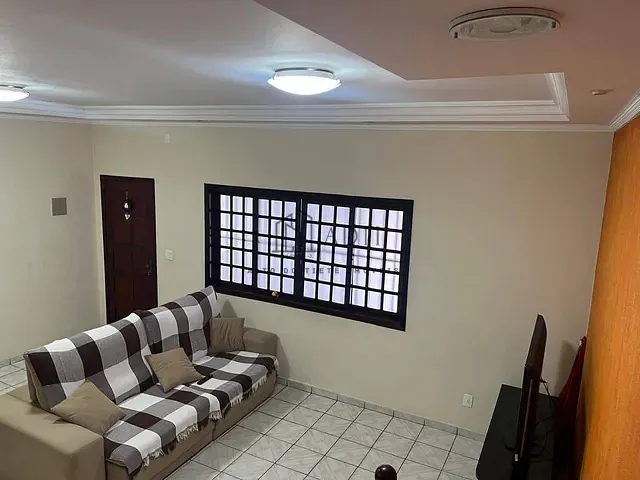 Casa 3 quartos e 2 banheiros, à venda, no bairro Mogi Moderno em Mogi das Cruzes