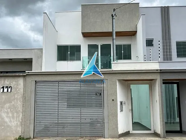 Casa com 249m² 3 quartos e 2 banheiros, à venda, no bairro Parque Olimpico em Governador Valadares