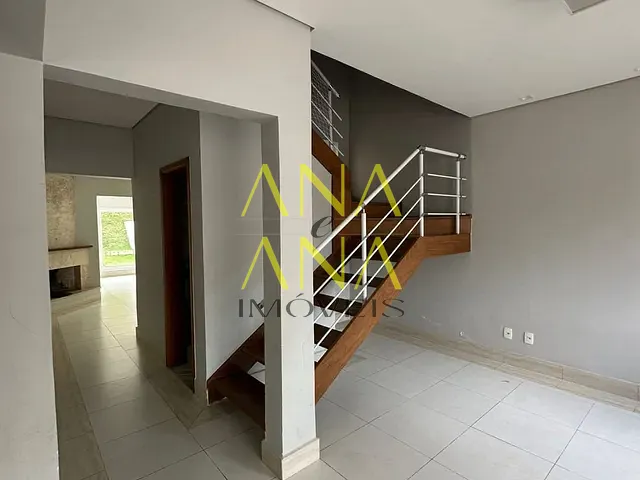 Casa 3 quartos e 4 banheiros, para alugar, no bairro Jardim São José em Bragança Paulista